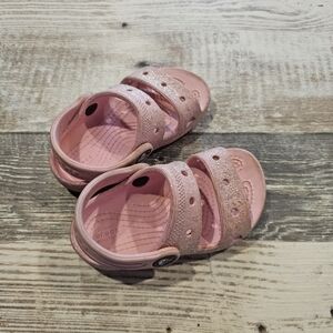 Toddler size c7 crocs